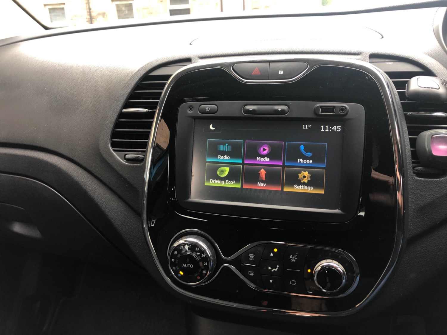 Renault Captur Listing Image