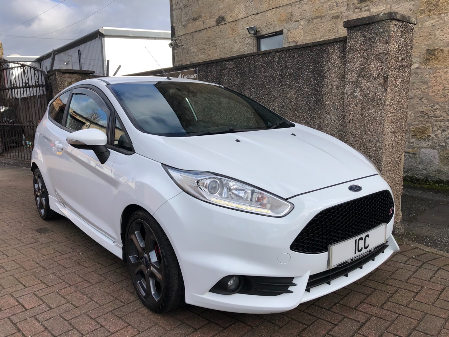 Ford Fiesta Listing Image