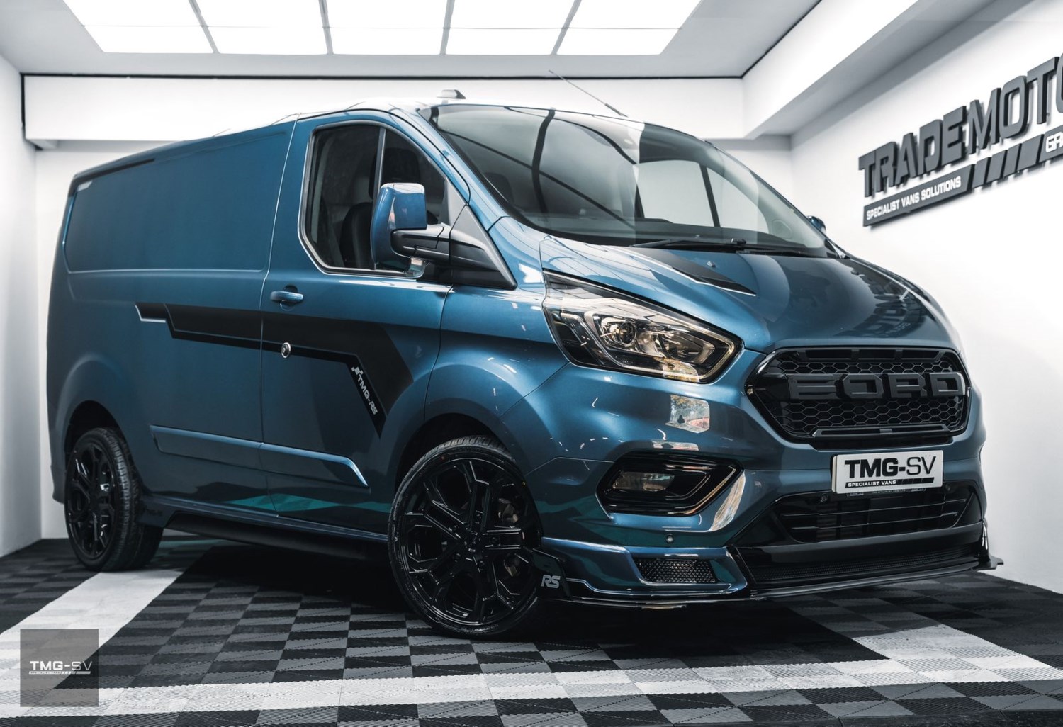 Ford Transit Custom Listing Image