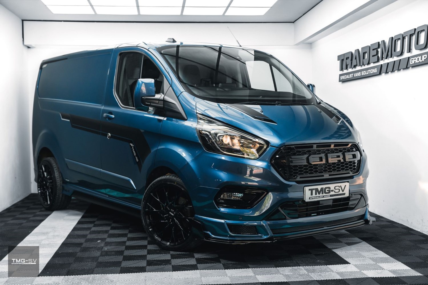 Ford Transit Custom Listing Image