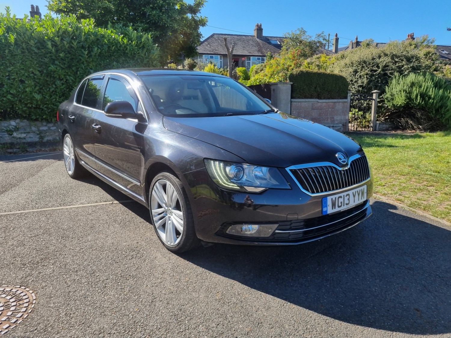 Skoda Superb Listing Image