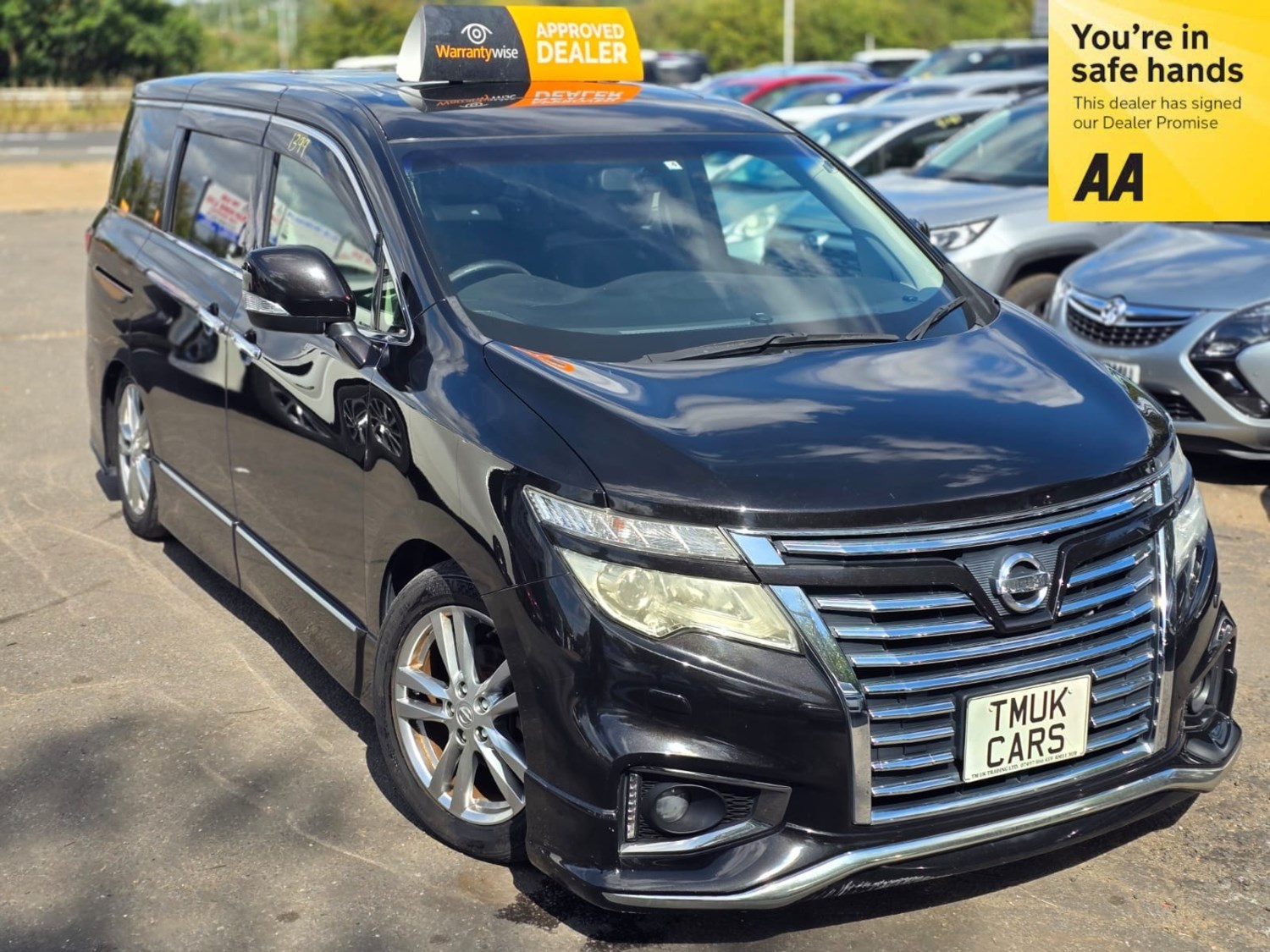 Nissan Elgrand Listing Image