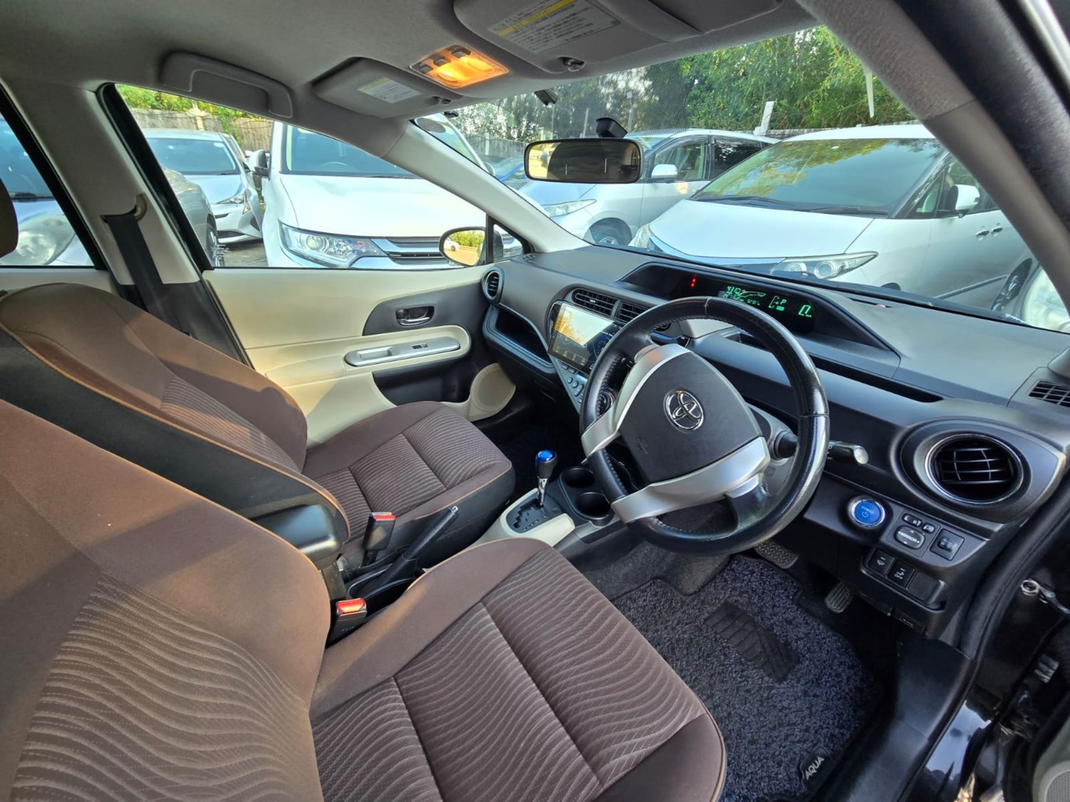 Toyota Aqua Listing Image