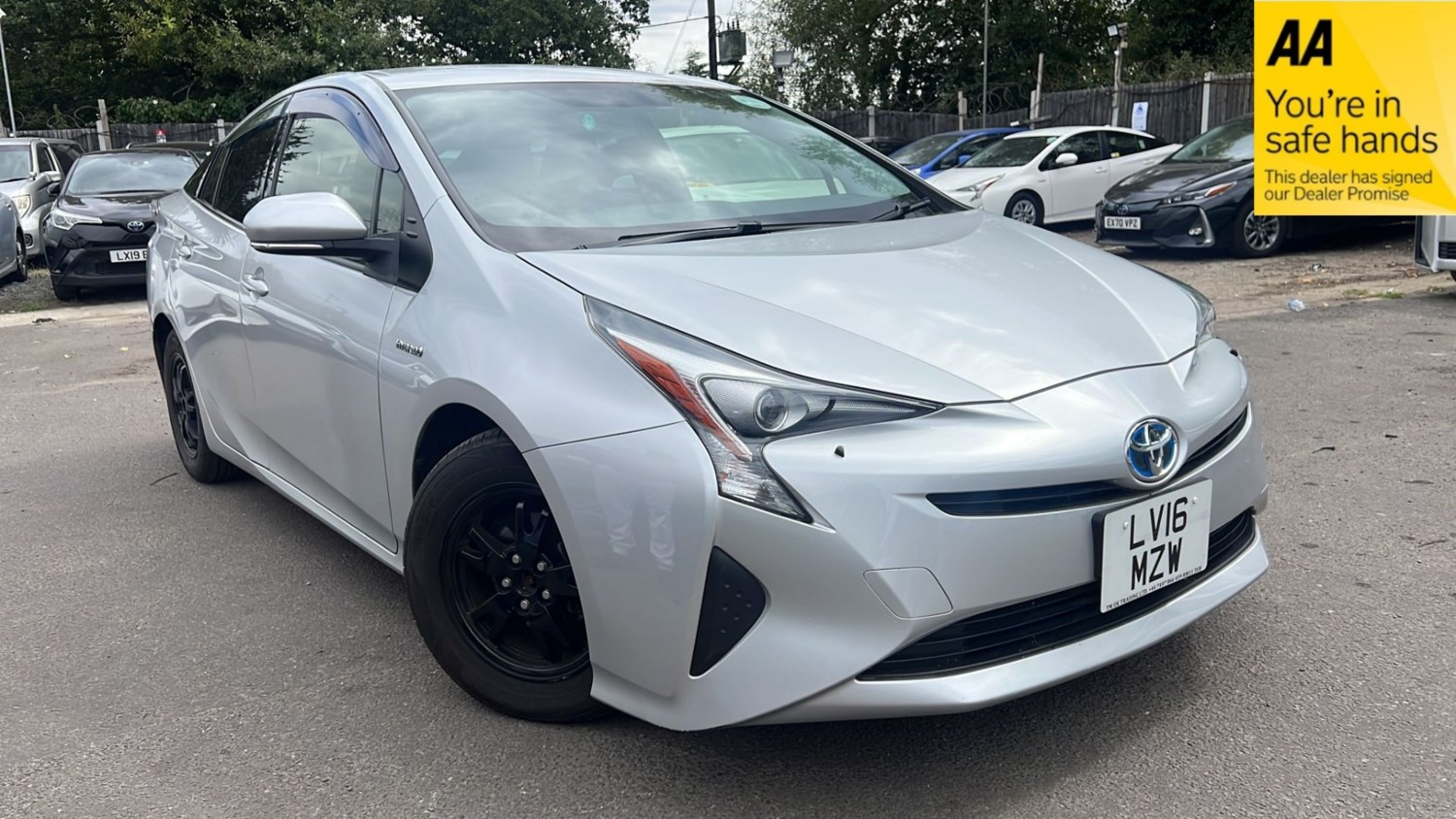 Toyota Prius Listing Image