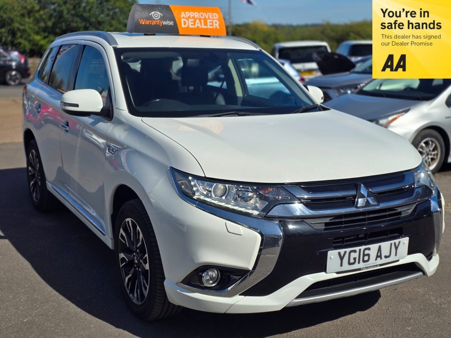 Mitsubishi Outlander Listing Image