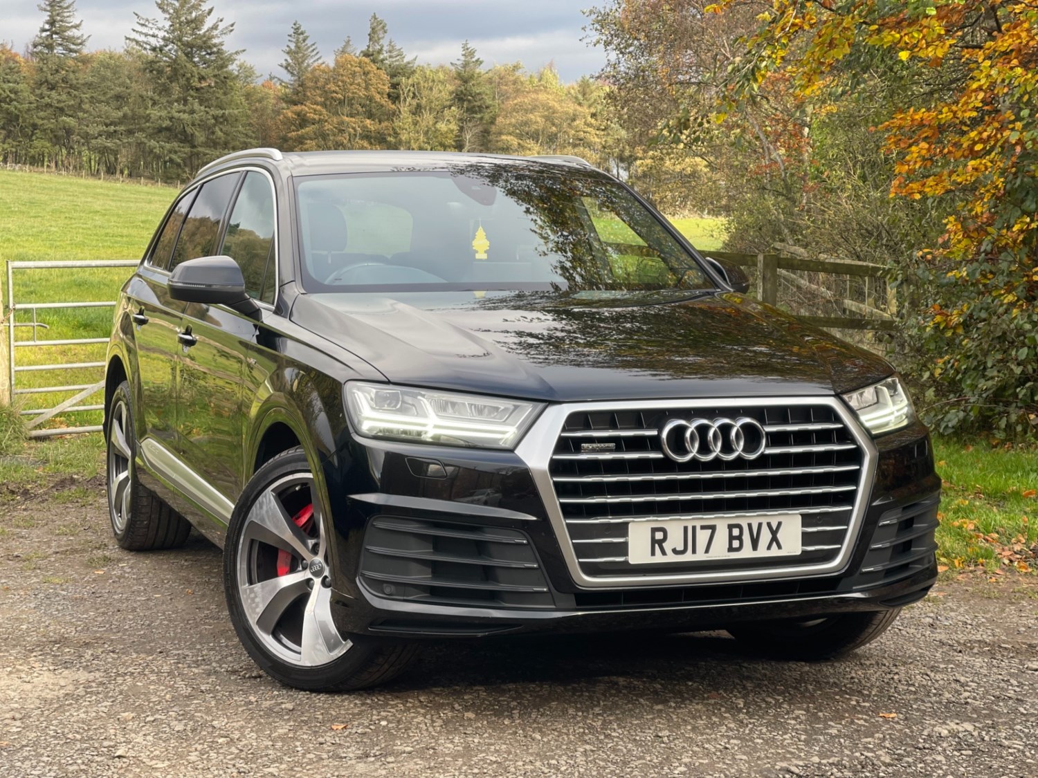 Audi Q7 Listing Image