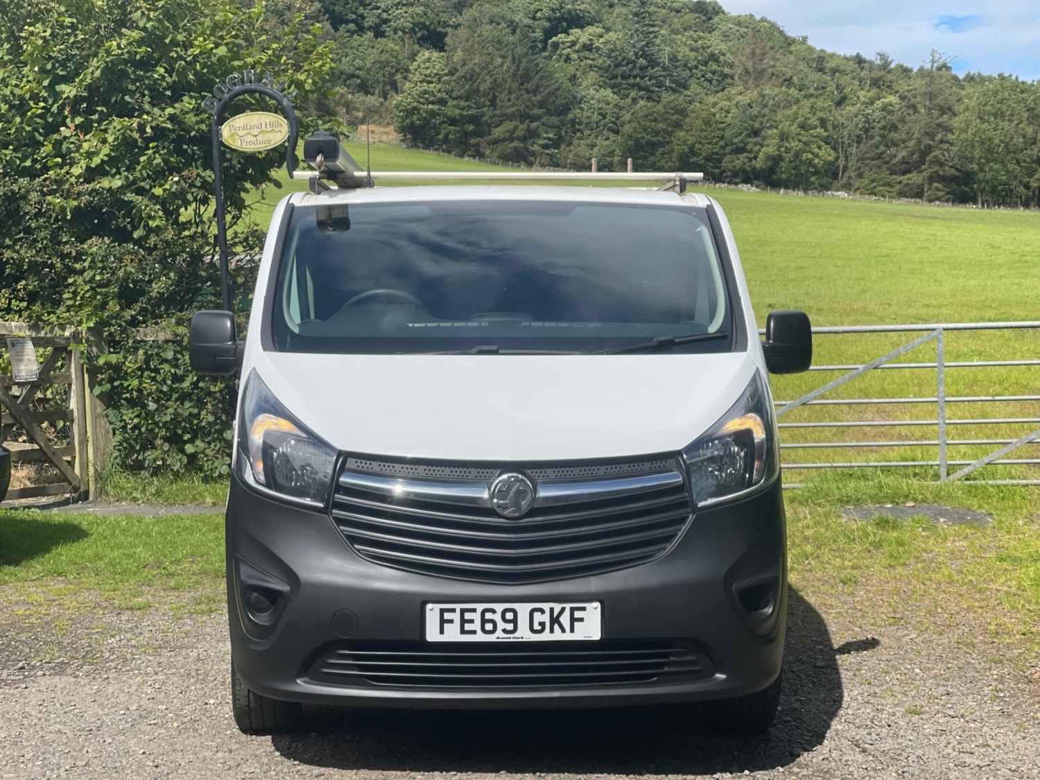 Vauxhall Vivaro Listing Image