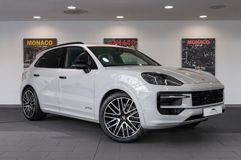 Porsche Cayenne Listing Image