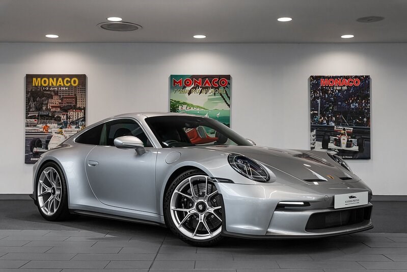 Porsche 911 Listing Image