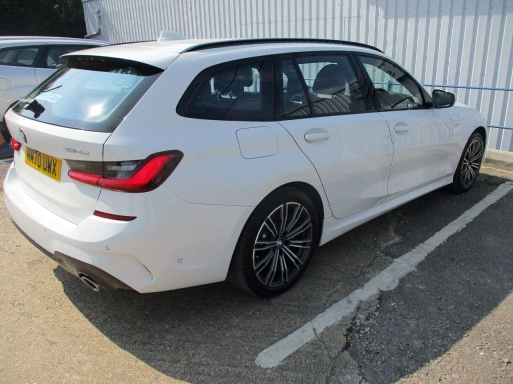 BMW 3 Series Listing Image