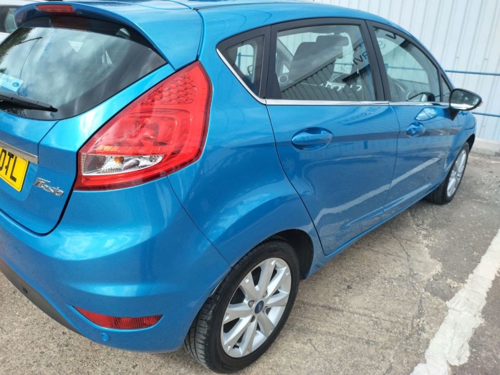 Ford Fiesta Listing Image