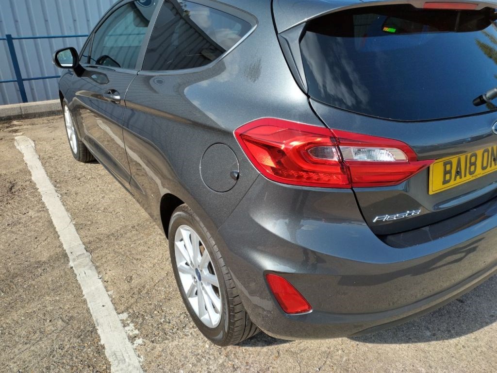 Ford Fiesta Listing Image