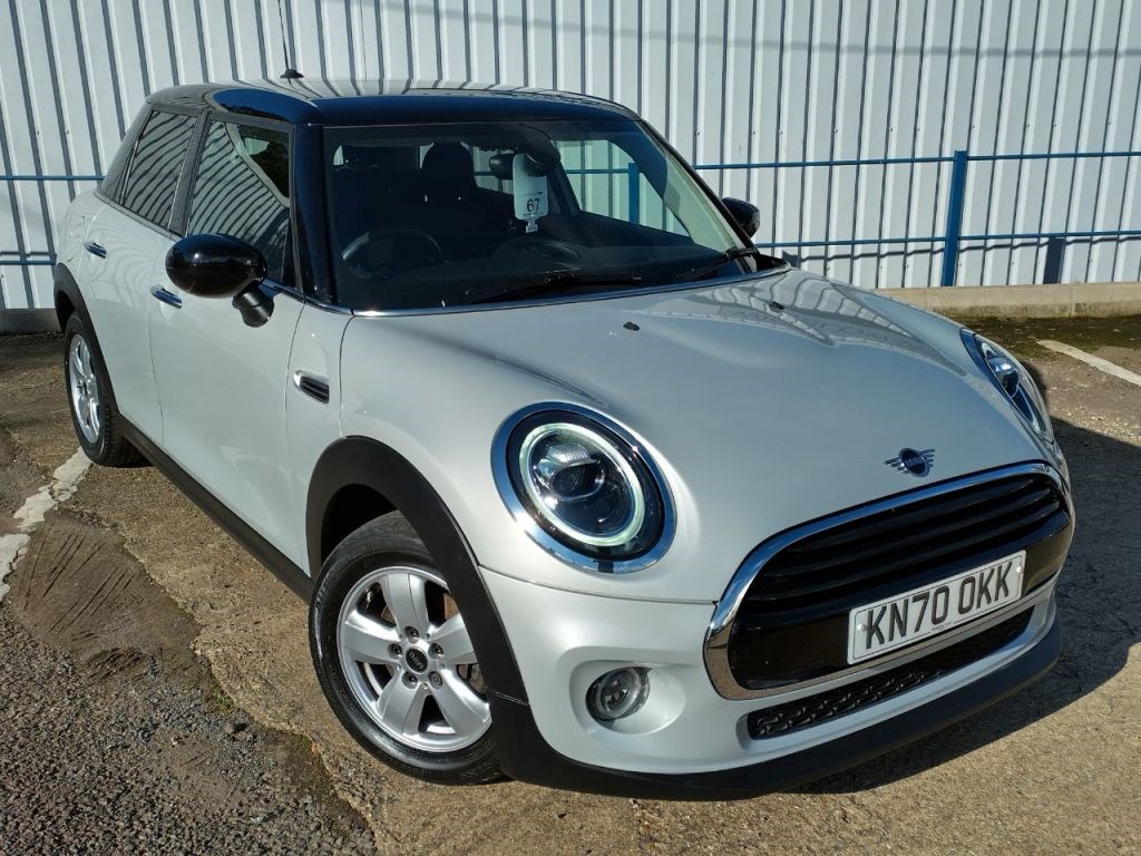 MINI Hatch Listing Image