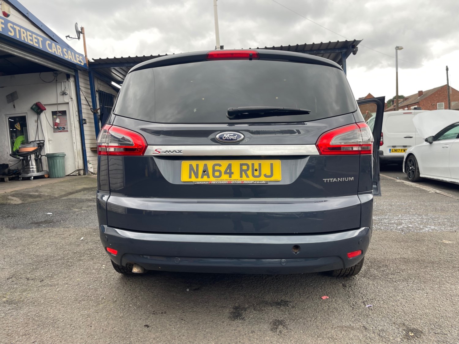 Ford S-Max Listing Image