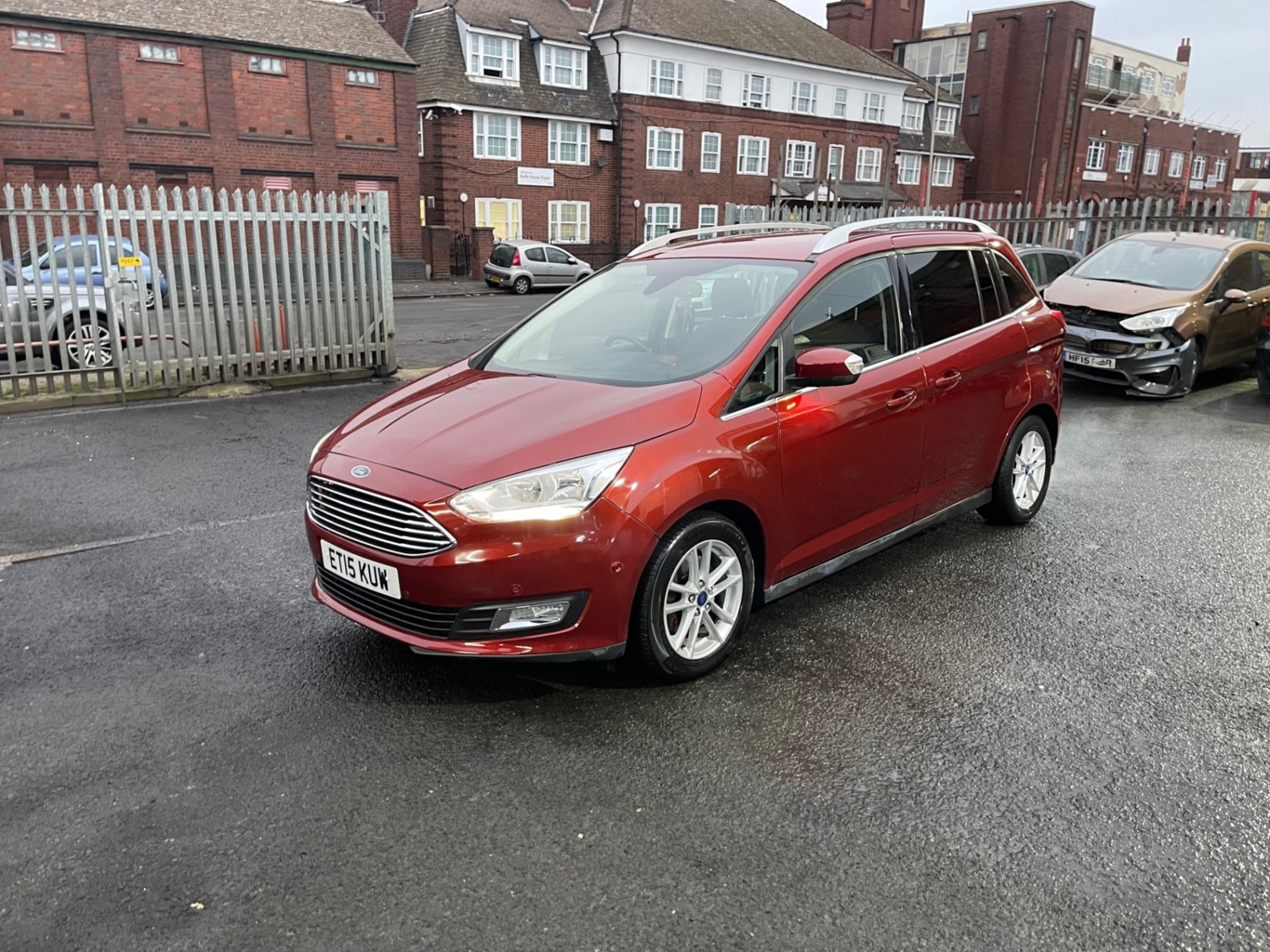 Ford Grand C-Max Listing Image