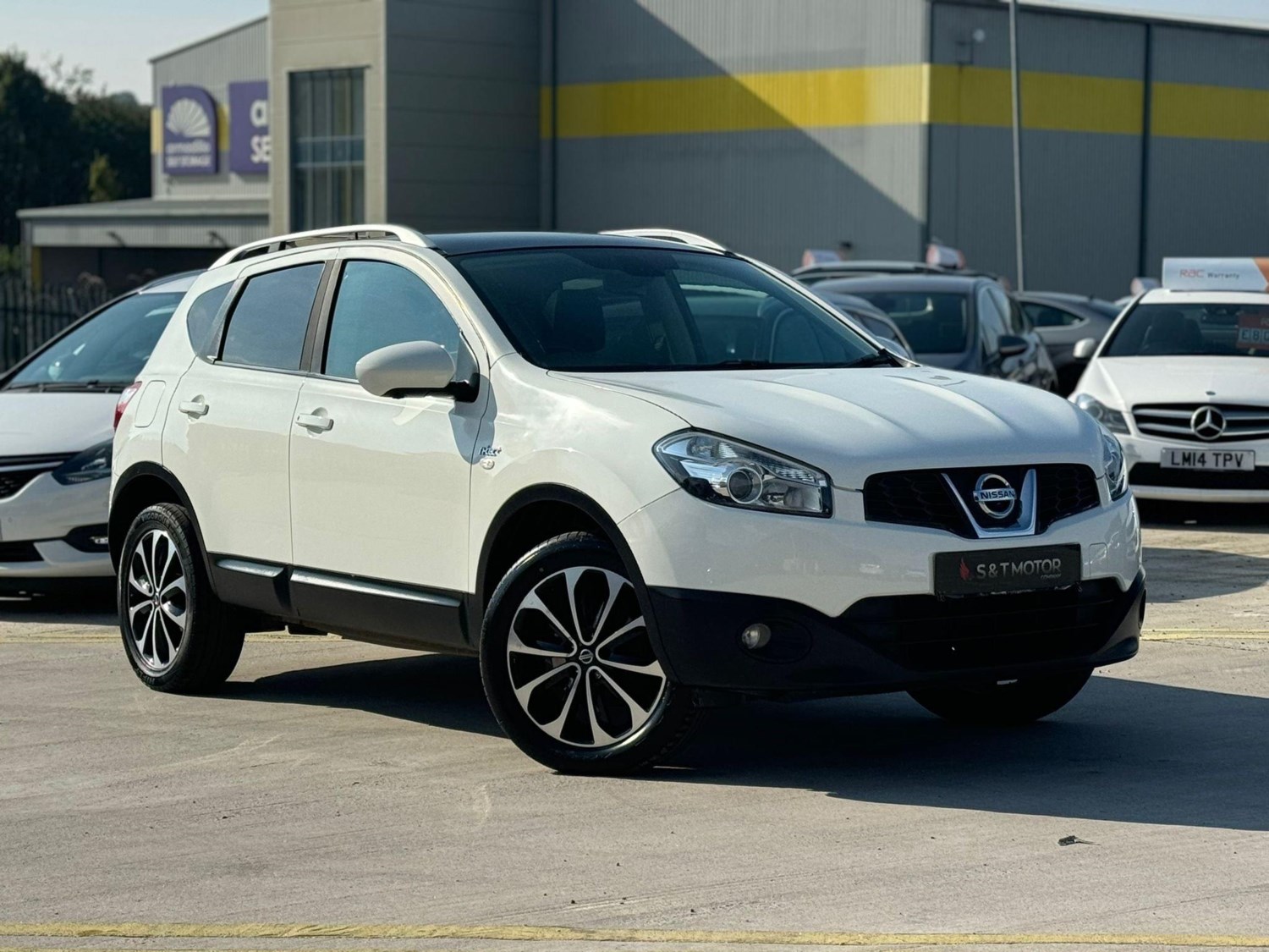 Nissan Qashqai Listing Image