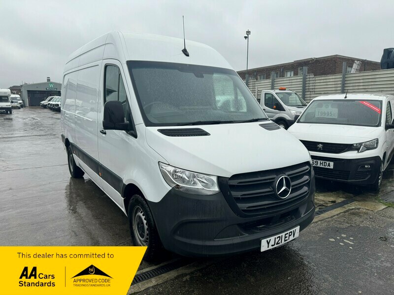 Mercedes-Benz Sprinter Listing Image