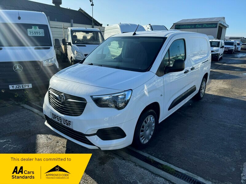 Vauxhall Combo Listing Image