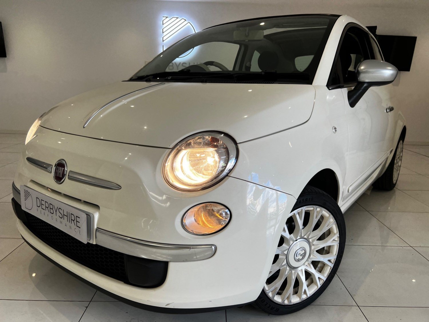 Fiat 500C Listing Image