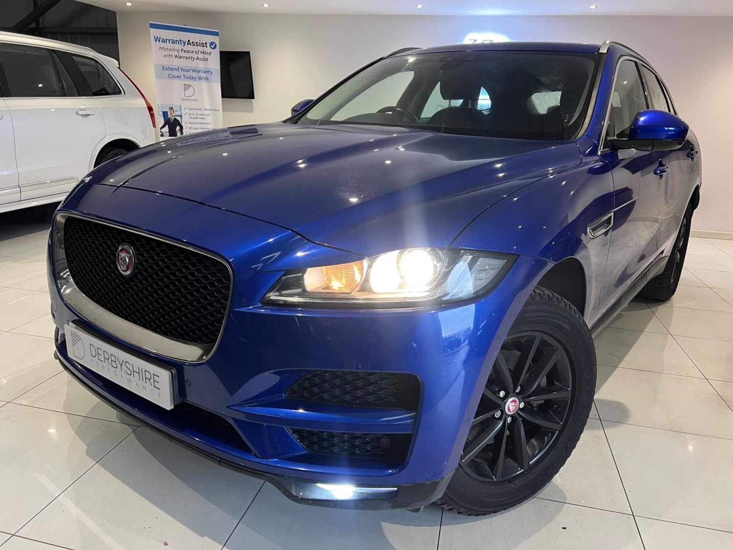 Jaguar F-PACE Listing Image