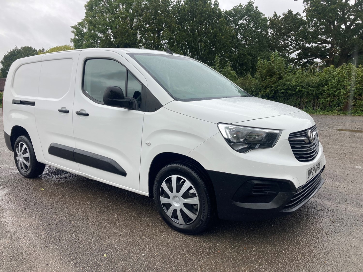 Vauxhall Combo Listing Image