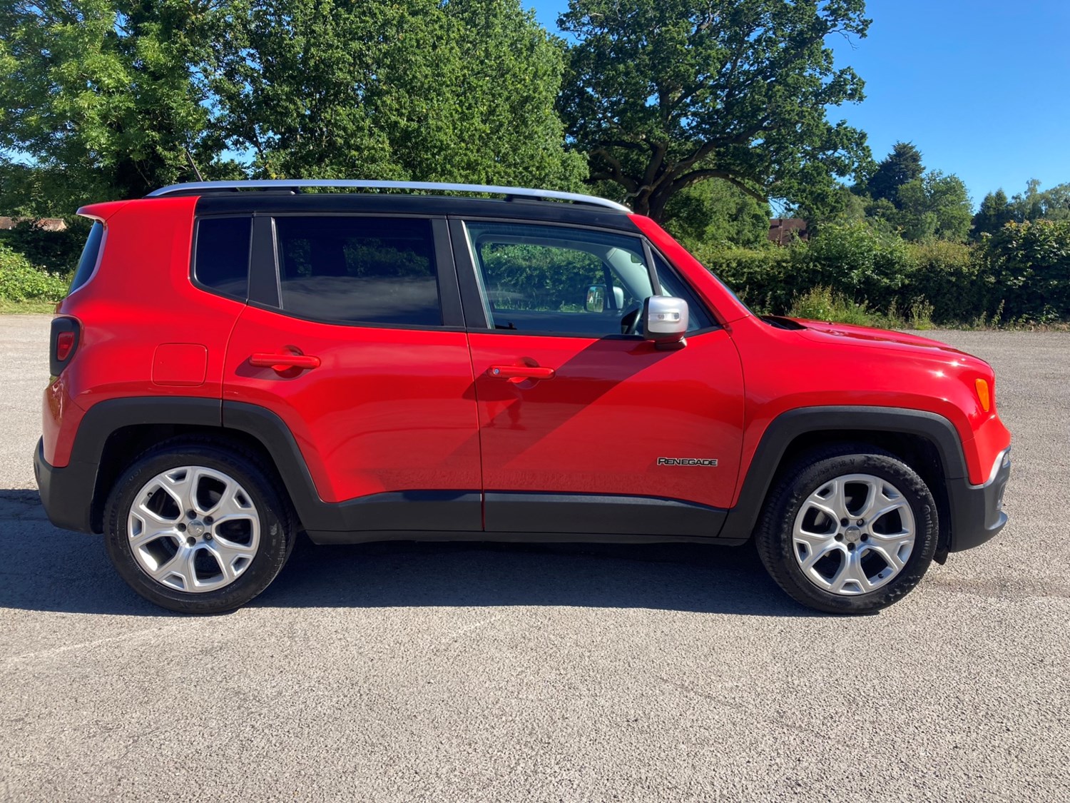 Jeep Renegade Listing Image