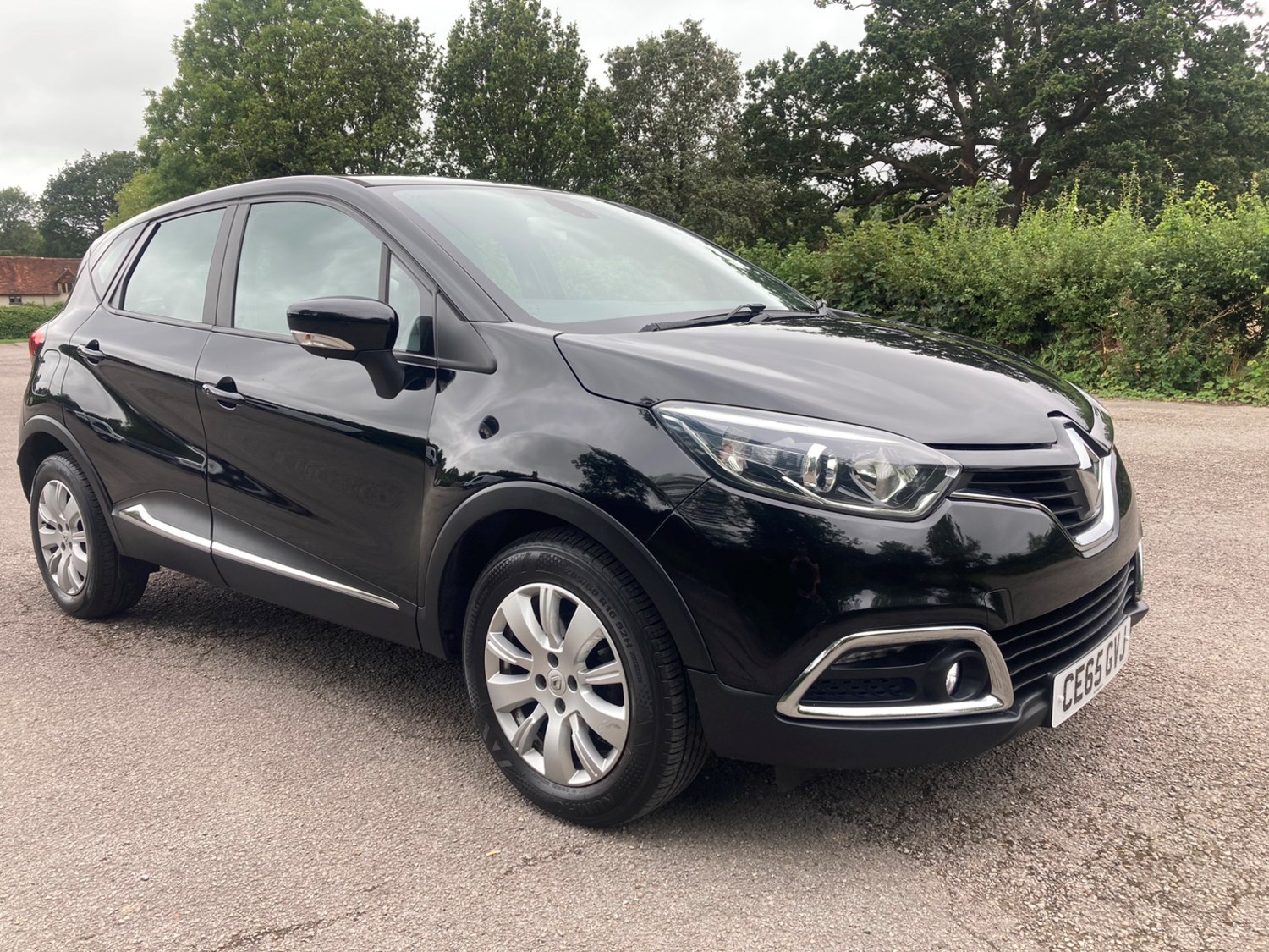 Renault Captur Listing Image