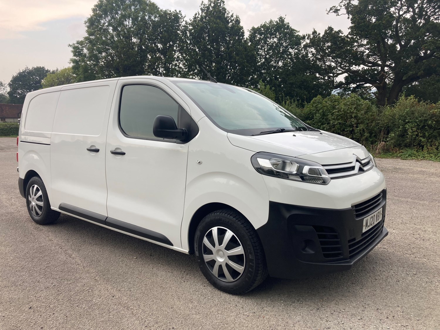 Citroen Dispatch Listing Image