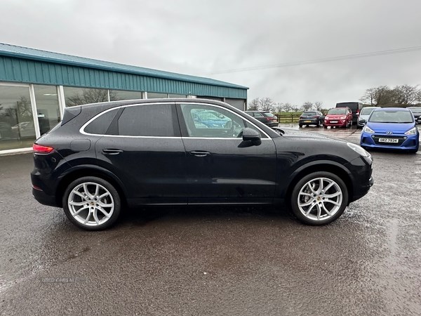 Porsche Cayenne Listing Image