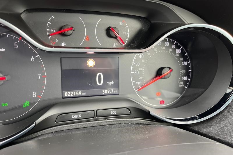 Vauxhall Grandland X Listing Image