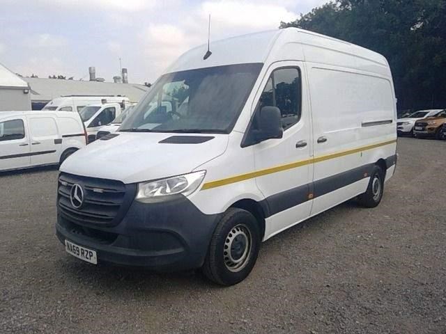 Mercedes-Benz Sprinter Listing Image