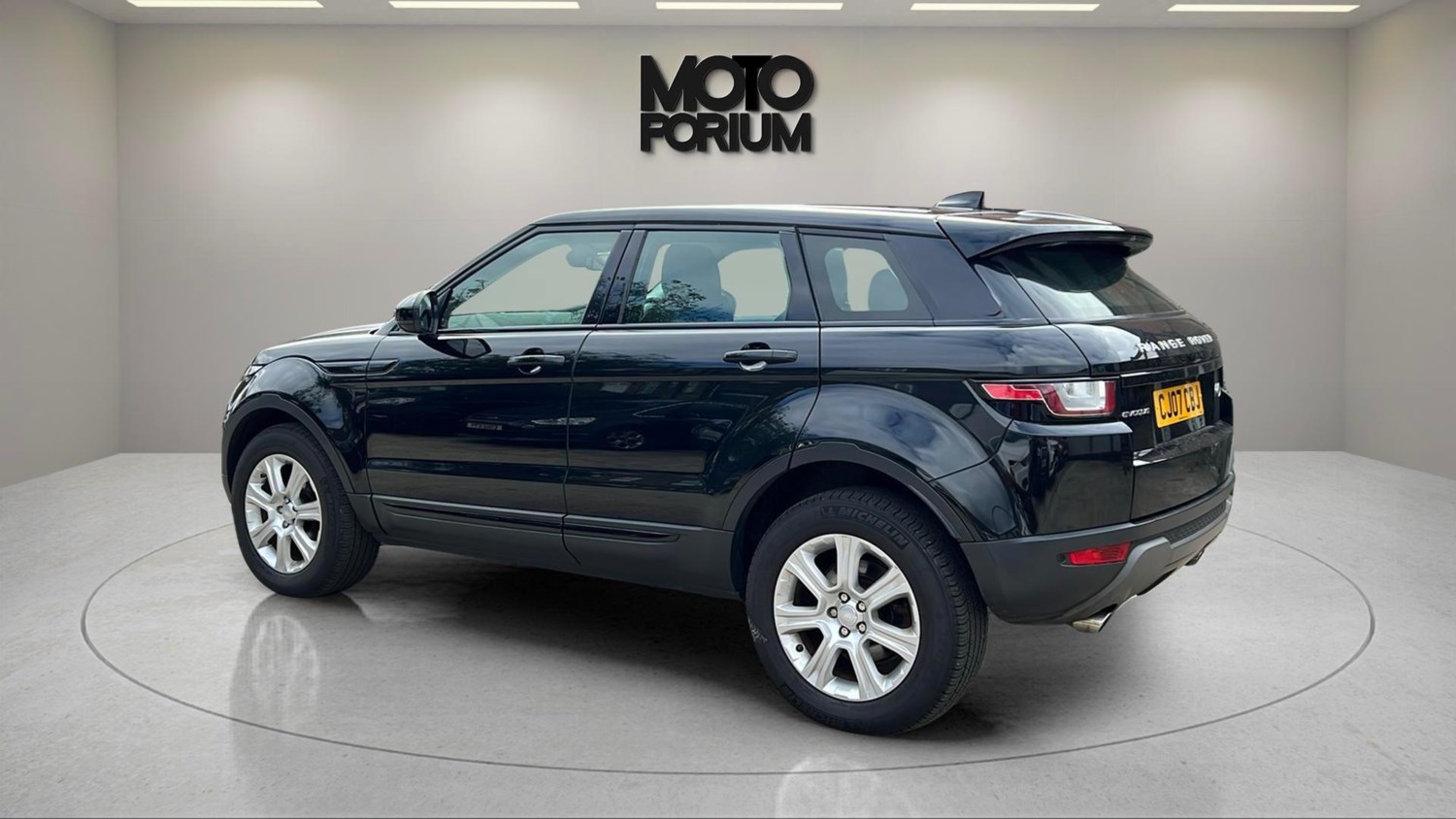 Land Rover Range Rover Evoque Listing Image