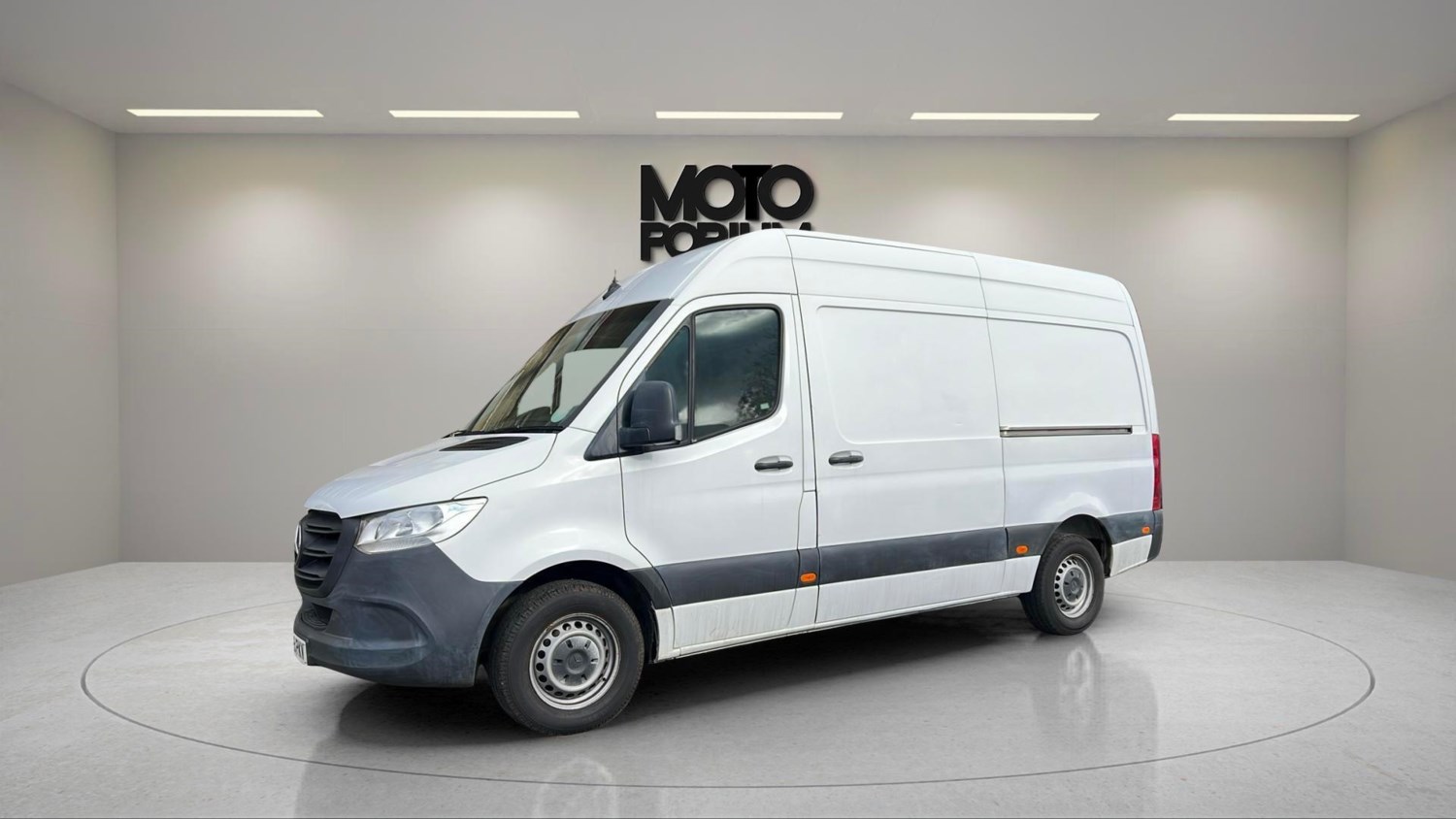 Mercedes-Benz Sprinter Listing Image