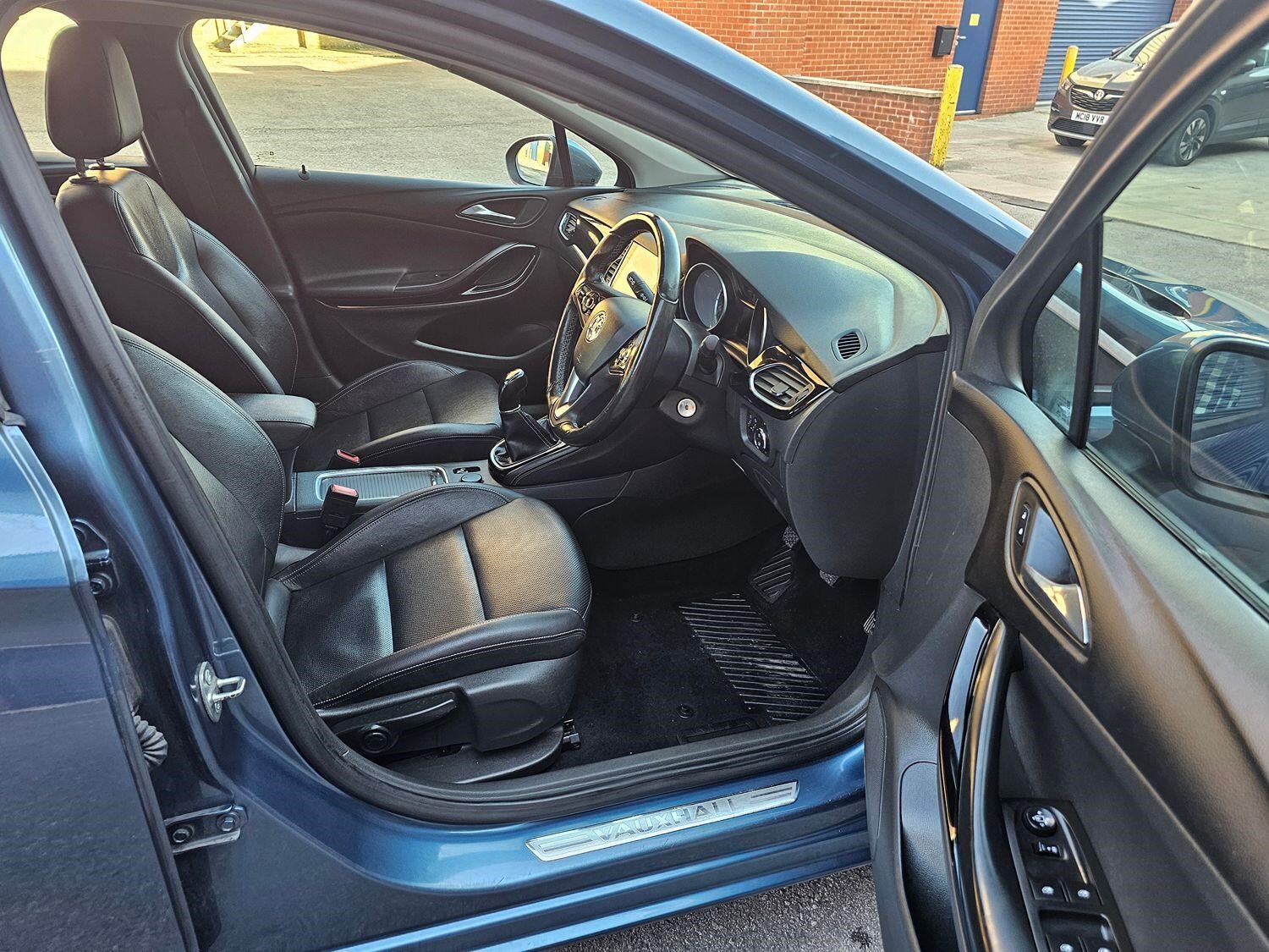 Vauxhall Astra Listing Image