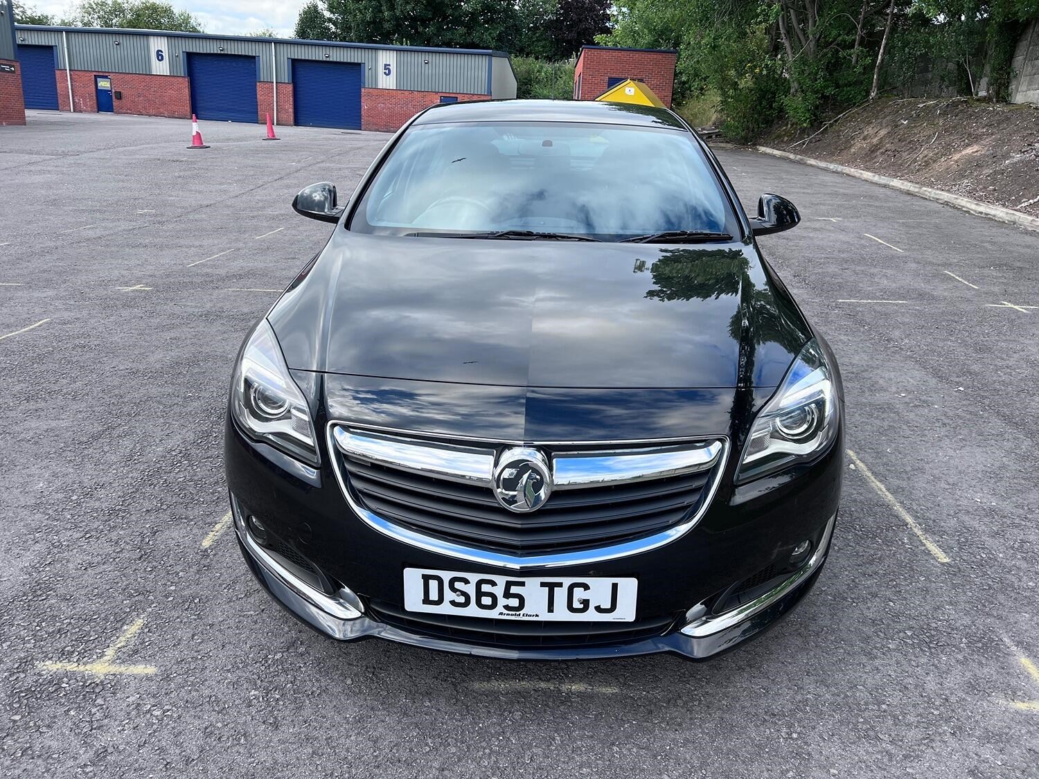 Vauxhall Insignia Listing Image