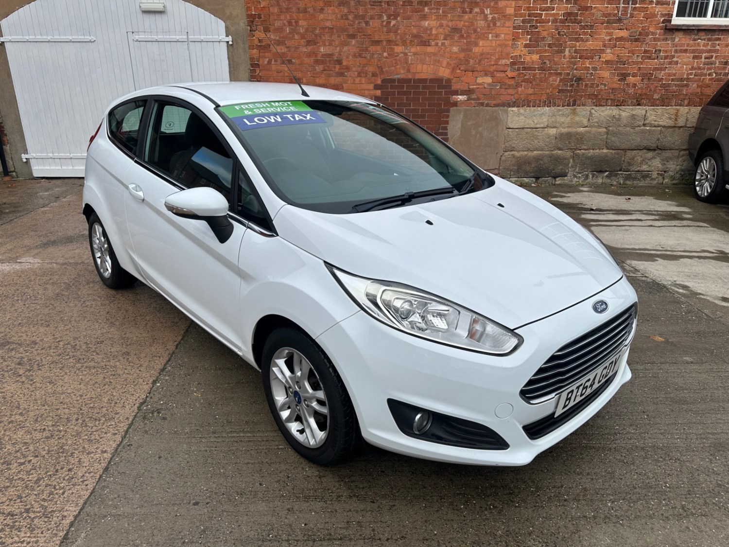 Ford Fiesta Listing Image