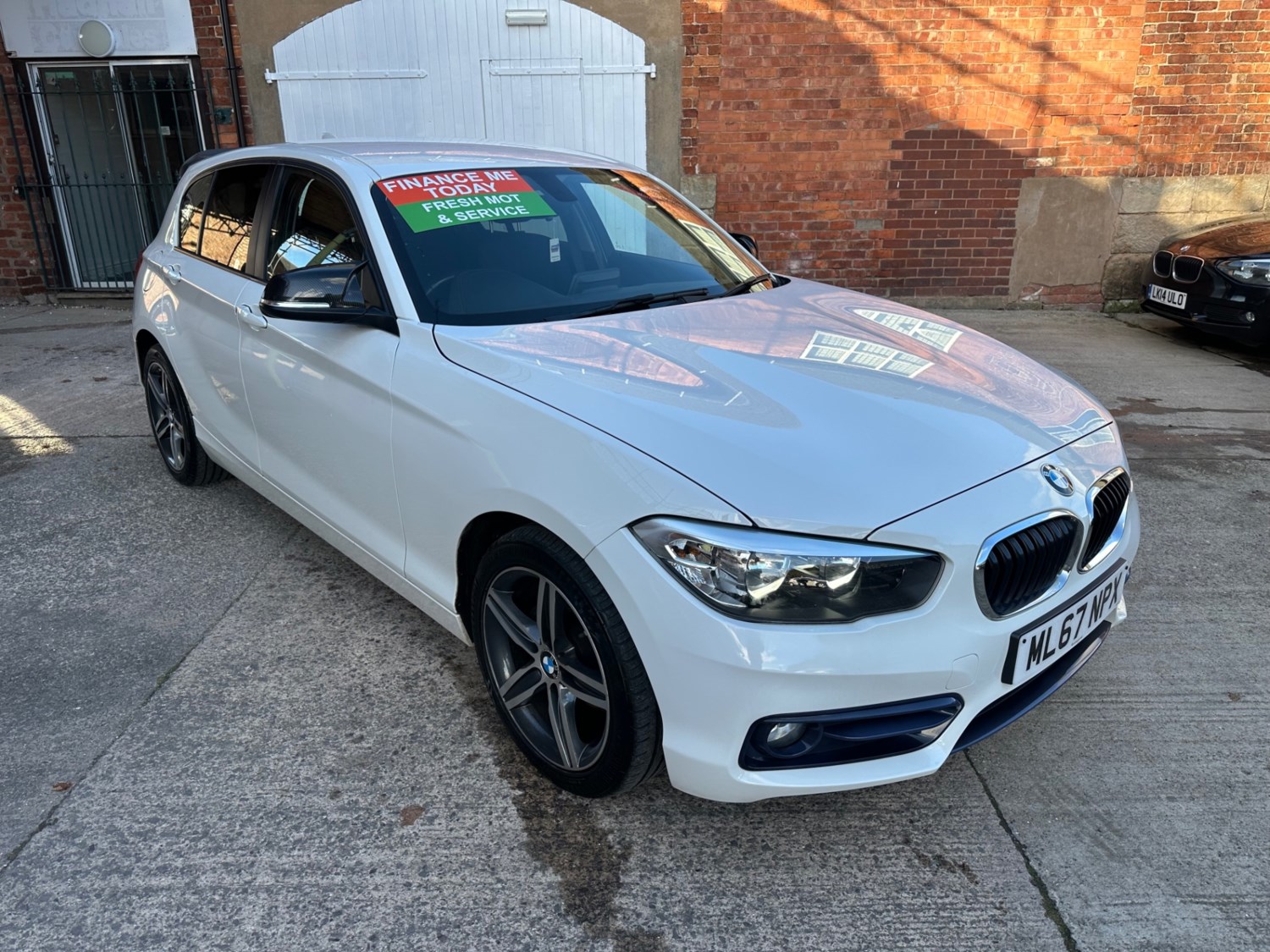 BMW 1 Series Listing Image