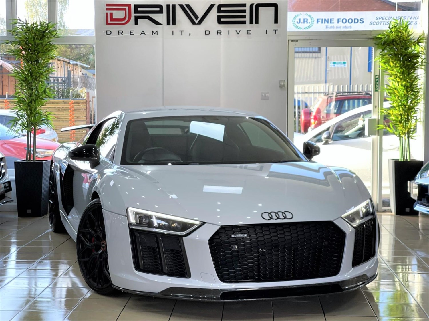 Audi R8 Listing Image