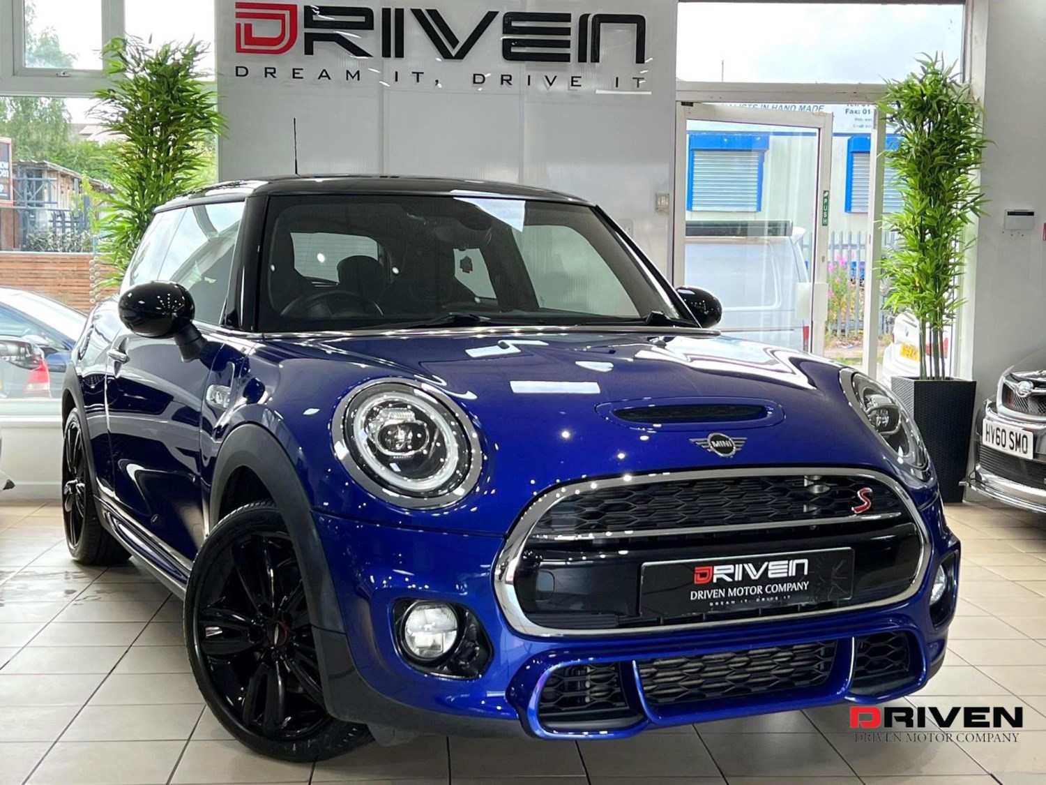 MINI Hatch Listing Image