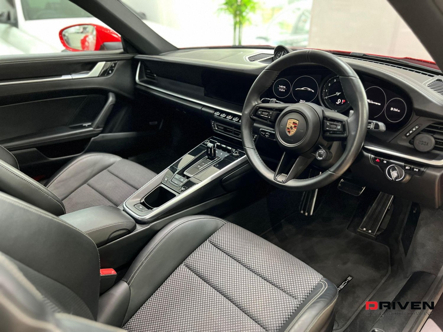 Porsche 911 Listing Image