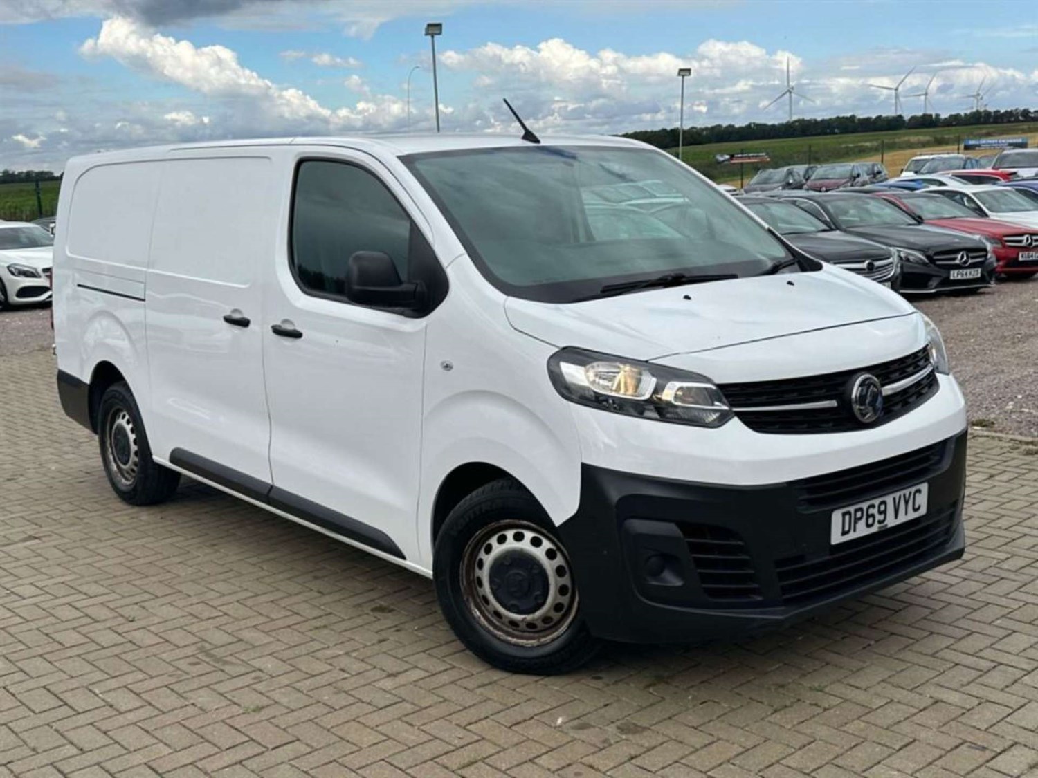 Vauxhall Vivaro Listing Image