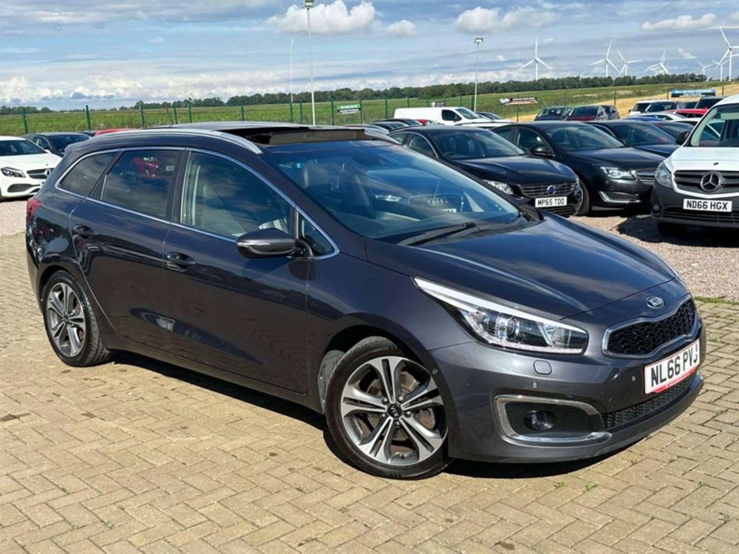 Kia Ceed Listing Image