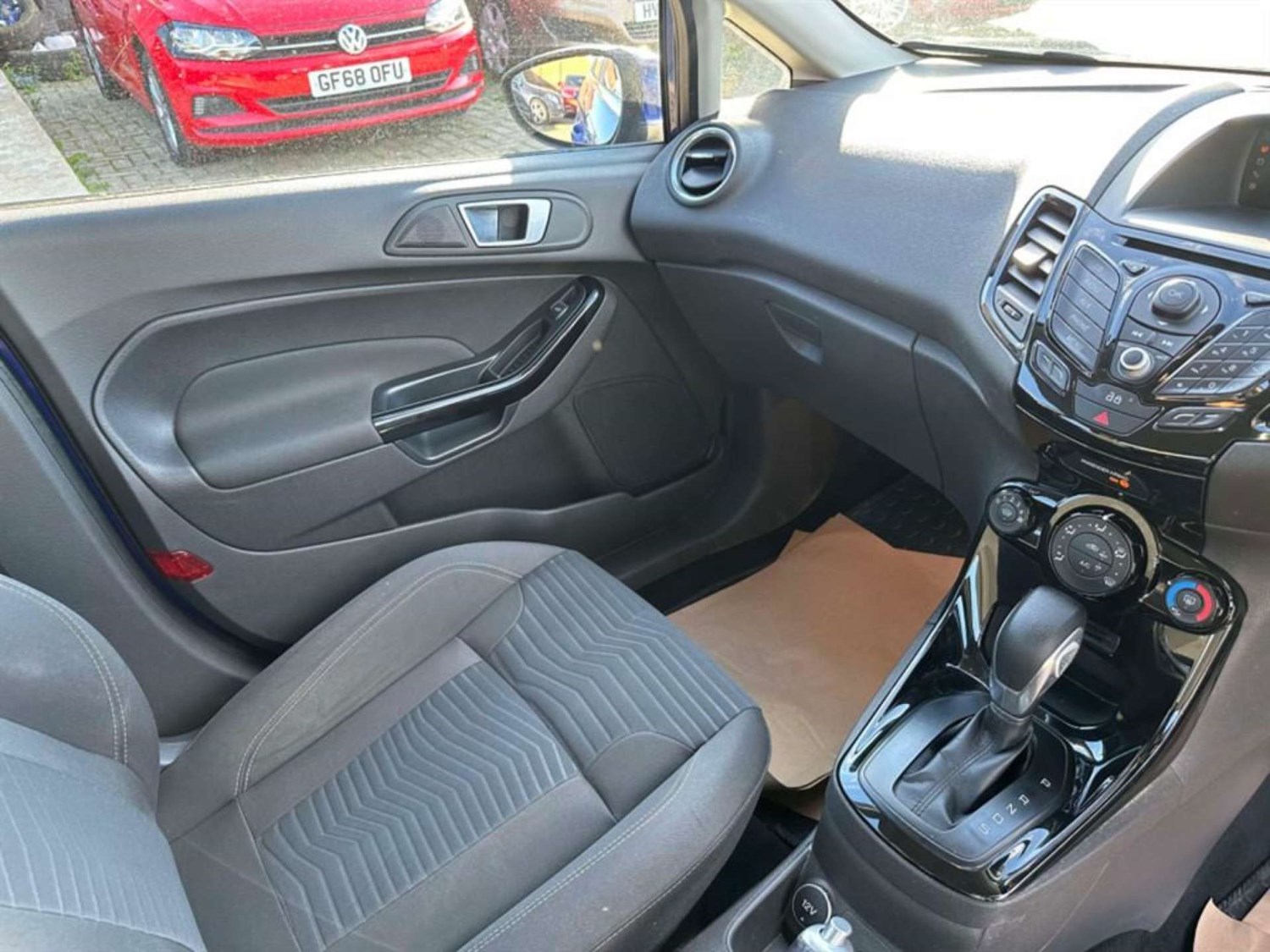 Ford Fiesta Listing Image