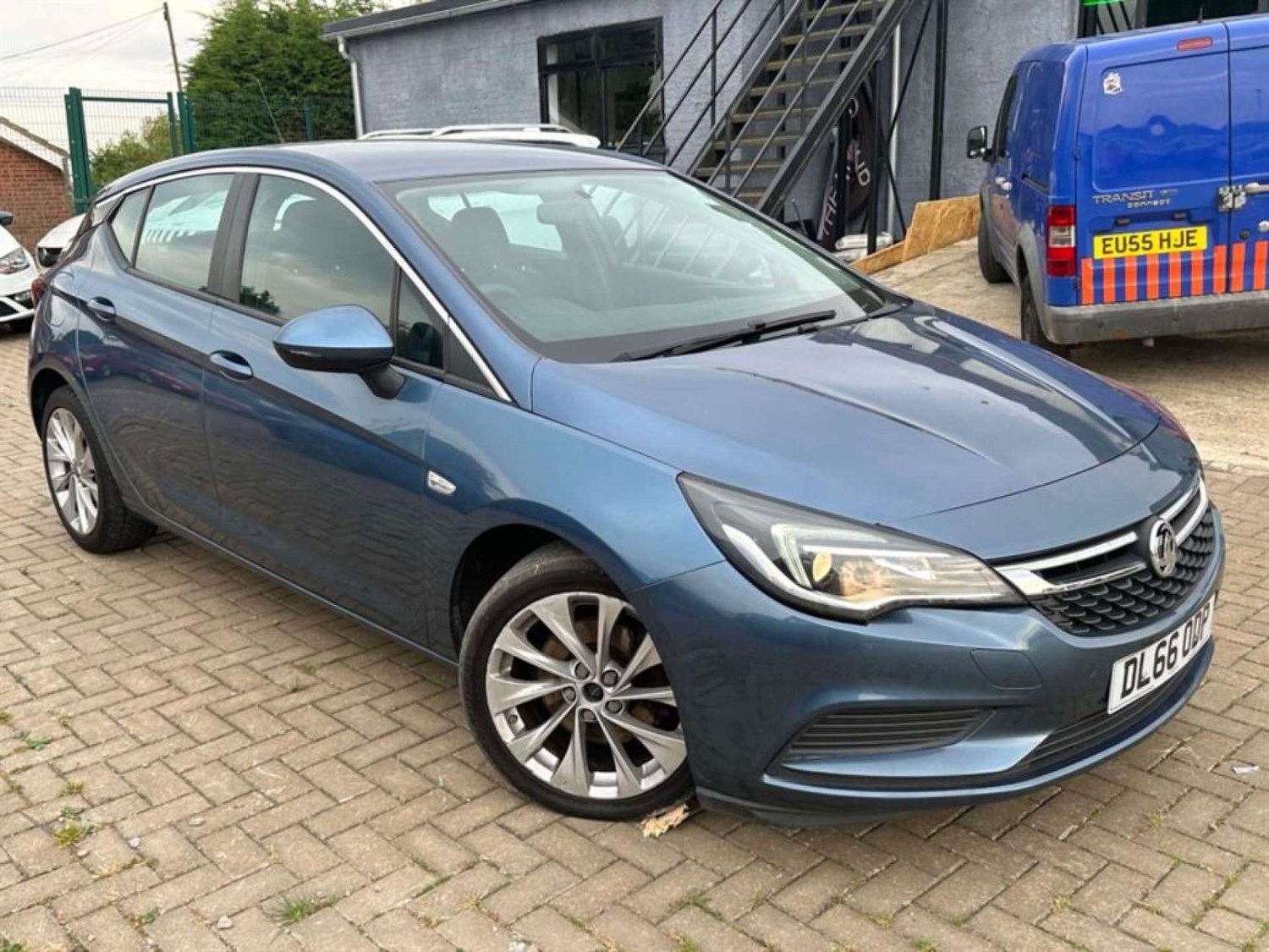 Vauxhall Astra Listing Image