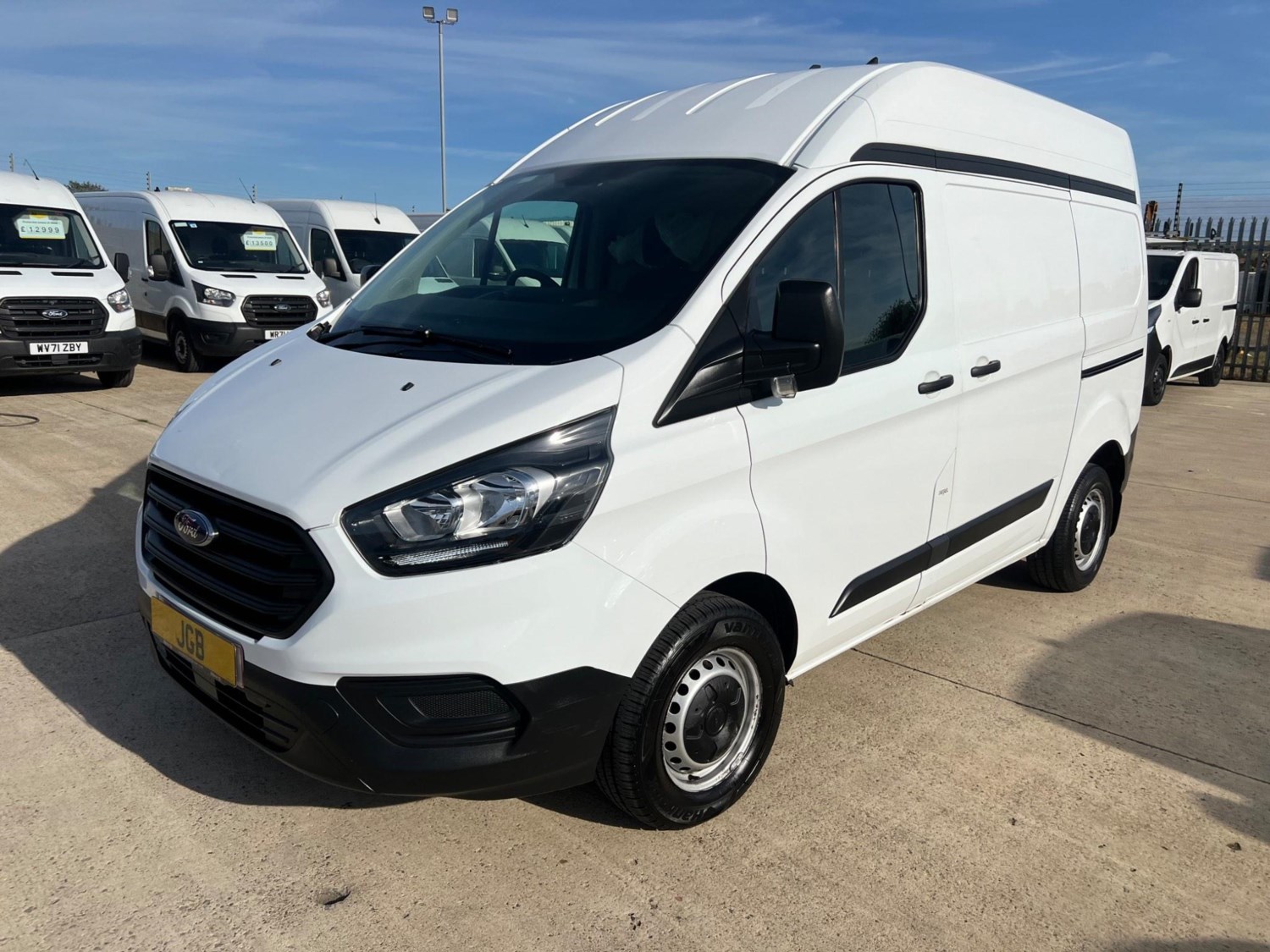 Ford Transit Custom Listing Image