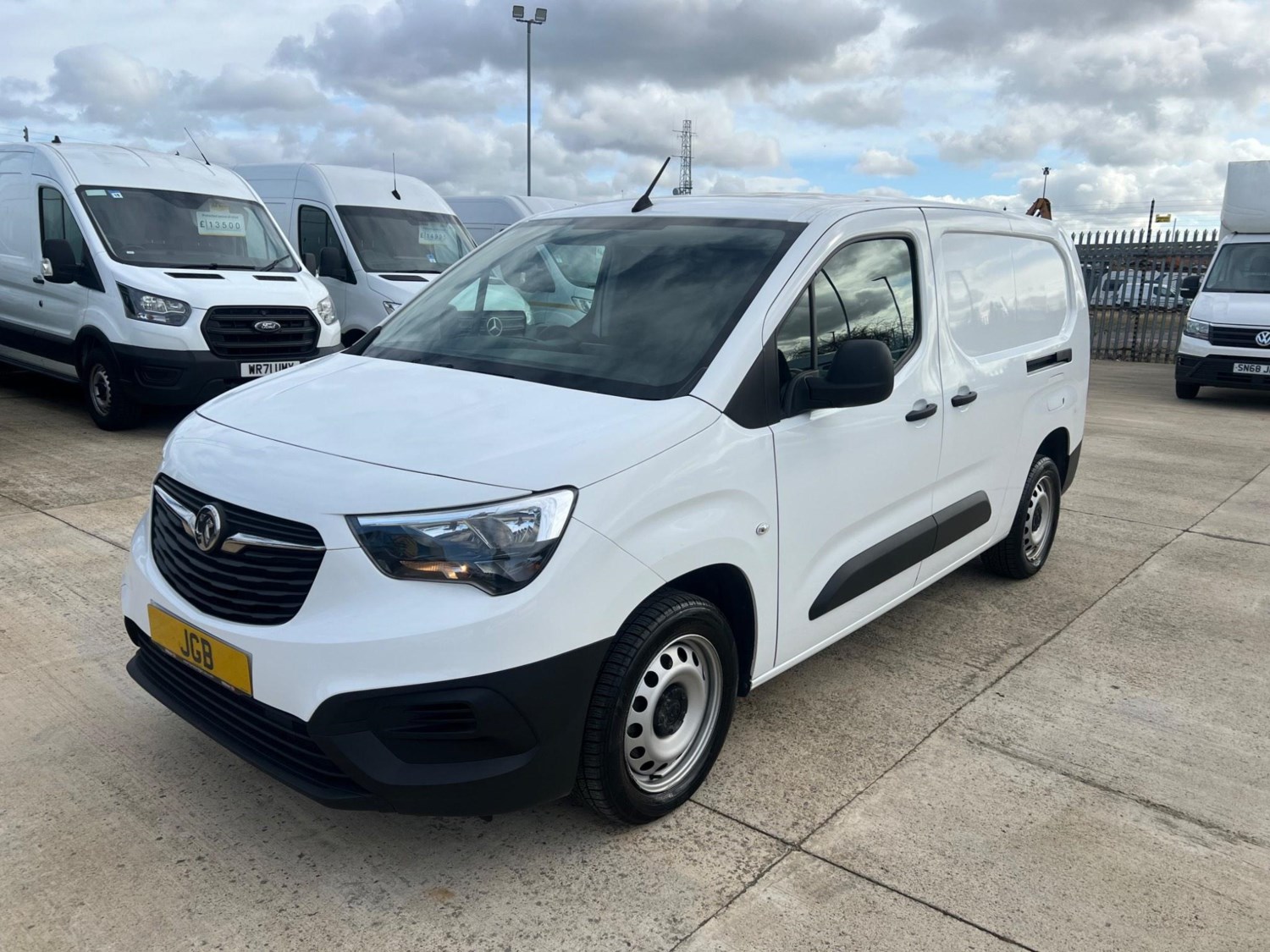 Vauxhall Combo Listing Image