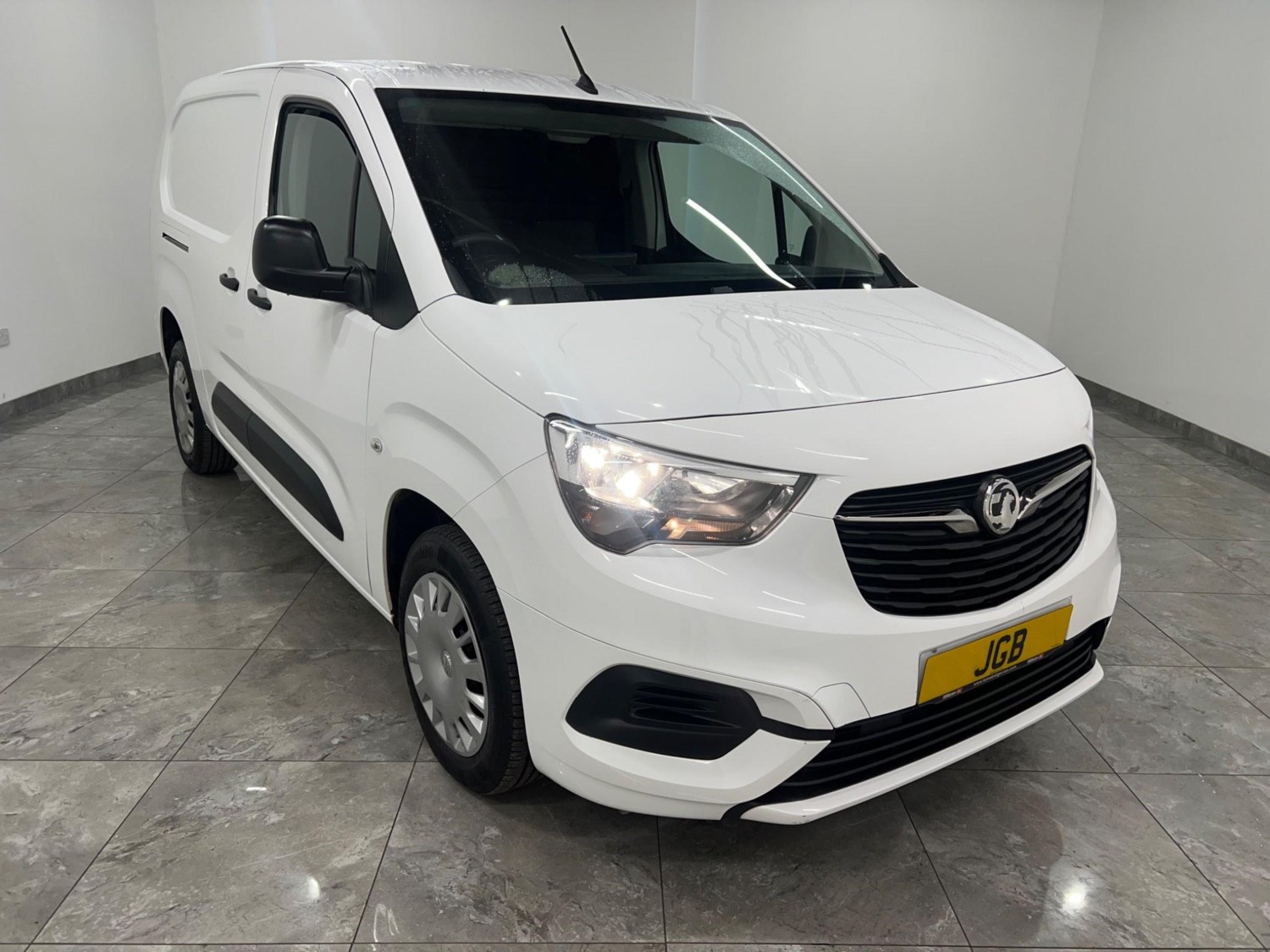 Vauxhall Combo Listing Image