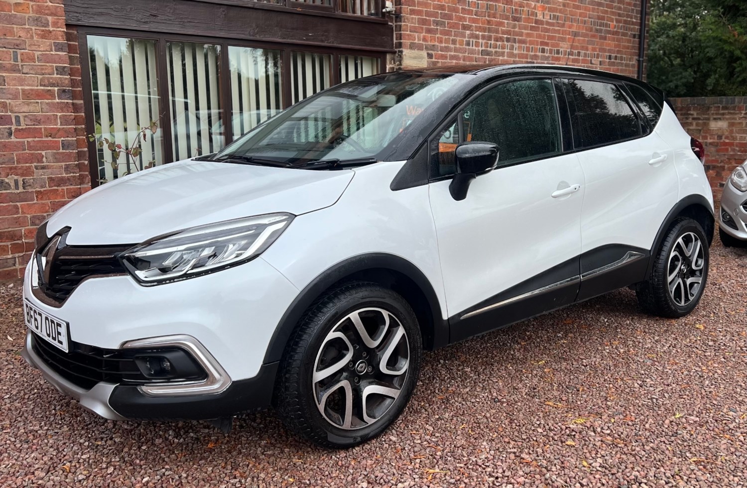 Renault Captur Listing Image