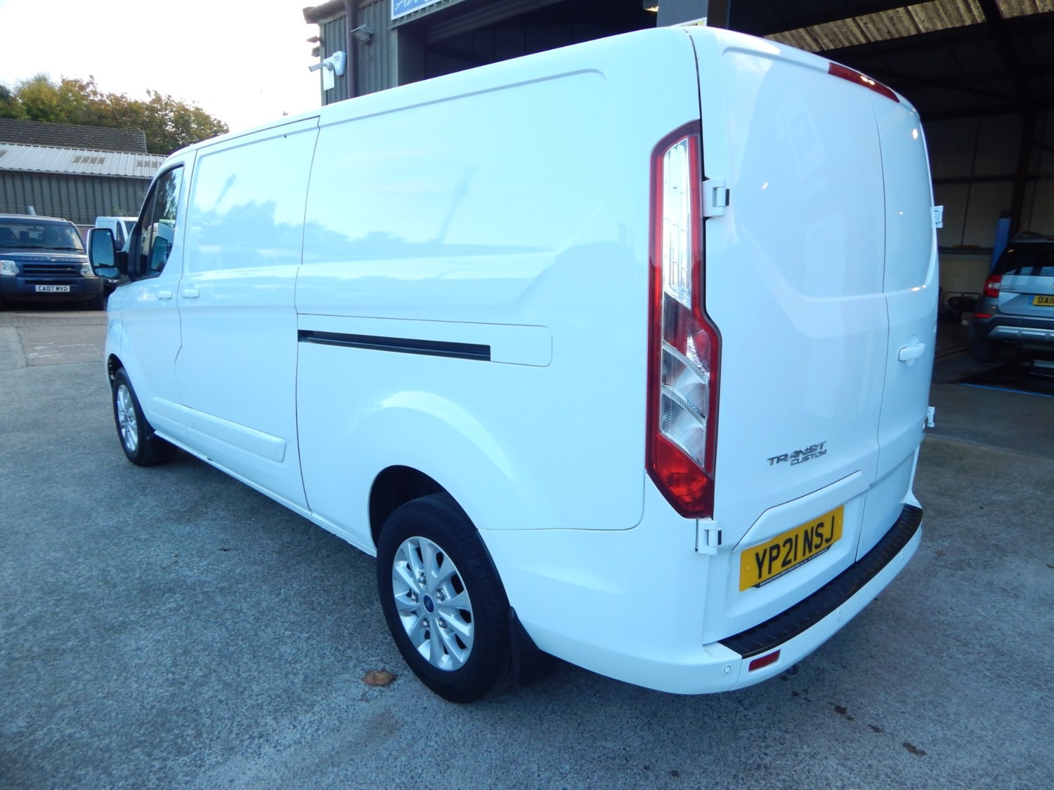 Ford Transit Custom Listing Image