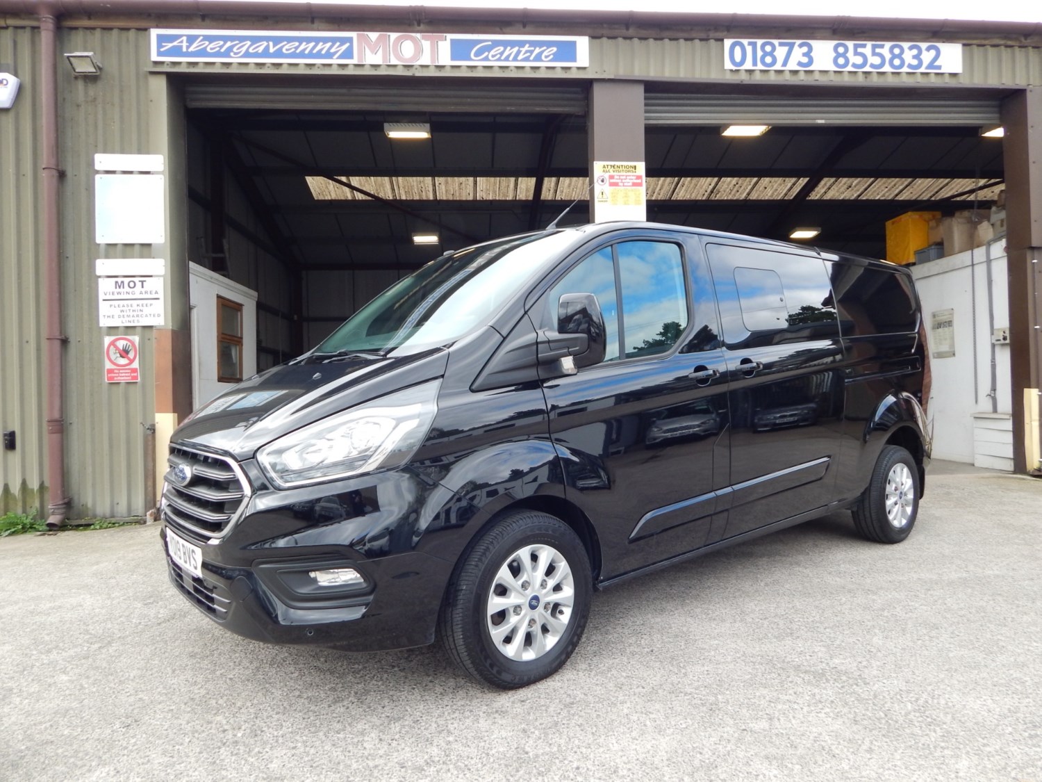 Ford Transit Custom Listing Image